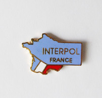 Pin's Carte De France Interpol France /qd - Police