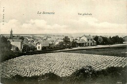 La Bernerie En Retz * Vue Générale Sur Le Village * La Gare * Ligne Chemin De Fer - La Bernerie-en-Retz