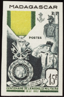 Madagascar Non Dentelés N°321 Médaille Militaire Non Dentelé Qualité:** - Otros & Sin Clasificación