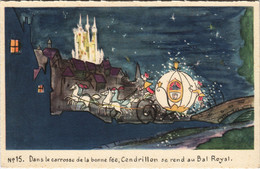 PC DISNEY, CINDERELLA IN HER CARRIAGE, Vintage Postcard (b43762) - Disneyland