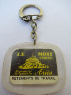 Porte-Clés Publicitaire Ancien/Vêtements De Travail/ Mont St Michel/Pezon / SAINT FLOUR Cantal /1960-1970    POC505 - Porte-clefs