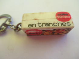 Porte-Clés Publicitaire Ancien/Biscuiterie/ CAKE En Tranches ROCHER /Vers 1960-1970    POC534 - Key-rings