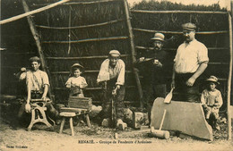 Renazé * Groupe De Fendeurs D'ardoises * Métier Pierre - Autres & Non Classés