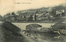 Agen * Le Pont De Courpian * Péniche Batellerie * Lavoir Laveuses - Agen