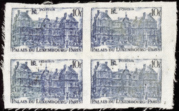 FRANCE  VARIETES N°760 10f Palais Du Luxembourg Bloc De 4 Imprimé Sur Tissu(seule Pièce Connue) - Ungebraucht