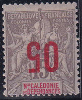 NOUVELLE-CALEDONIE   N°105 A Surcharge Renversée  Qualité:* Cote:260 - Neufs