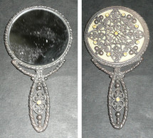 Rare Ancien Miroir De Poche Ou Sac, Face à Main Avec Brillants Jaunes Strass, Décor Filigrane - Accesorios