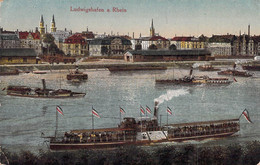 CPA - LUDWIGSHAFEN A. RHEIN - BATEAU SUR LE RHEIN - Carte Colorisée - Binnenschepen