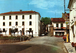 LABASTIDE DE SEROU Place De La Mairie (station BP, Pompe Essence 2T Logo Garage  Renault, Café)   (Recto-verso) 09 - Autres & Non Classés