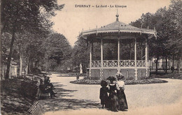 CPA - 51 - EPERNAY - LE JARD - Le Kiosque - Animée - Promenade Au Parc - J BOURGOGNE - Epernay