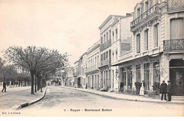 17 .n°  106960 .  Royan .hotel Regent .boulevard Botton  . - Royan