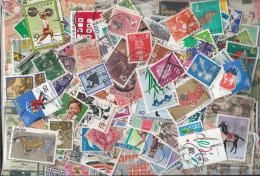 Japan 300 Various Stamps - Lots & Serien