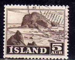 ISLANDA ICELAND ISLANDE 1950 1954 VESTMANNAEYJAR HARBOR 5a USED USATO OBLITERE' - Used Stamps