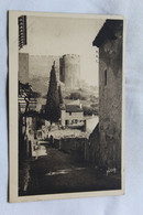 Cpa 1933, Villeneuve Les Avignon, Une Vieille Rue Dominée Par Le Fort Saint André, Gard 30 - Villeneuve-lès-Avignon