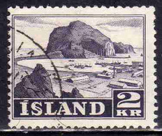 ISLANDA ICELAND ISLANDE 1950 1954 VESTMANNAEYJAR HARBOR 2k USED USATO OBLITERE' - Gebruikt