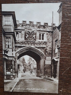 L23/576 Salisbury - High Street Gate - Salisbury