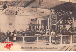 29 - DOUARNENEZ - SAN29571 - L'Usine - Salle D'emboitage Du Poisson - Métier - Douarnenez