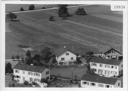 Flugaufnahme Zell ZH Stationsstrasse - Foto: 90x125mm - Zell