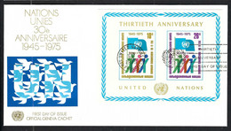 NATIONS UNIES New York 1975: FDC Du 30ème Anniversaire - Storia Postale