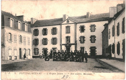 CPA-Carte Postale  France  Ploudalmézeau Hospice Julien Bon Appétit Messieurs   VM55439 - Ploudalmézeau