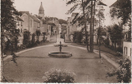 Dav: Yvelines :  SEPTEUIL : Place   Du  Pavé - Septeuil