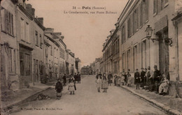 80 POIX SOMME GENDARMERIE RUE - Poix-de-Picardie