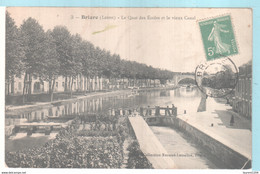 Briare   Le Quai Des Ecoles Et Le Vieux Canal - Briare