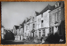 56 : Rochefort-en-Terre - Vieilles Maisons - CPSM Format CPM - (n°24349) - Rochefort En Terre
