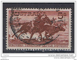 AUSTRALIA:  1961  COW  BOYS  -  5 S. USED  STAMP  -  WHITE  PAPER  -  YV/TELL. 274 A - Varietà & Curiosità