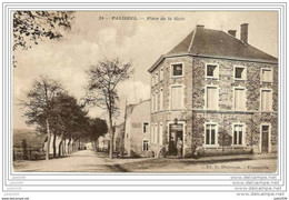 Julot1939 ..-- -50% ..--  PALISEUL ..--  GARE .  Place De La Gare . 1910 Vers BXL ( Mr VAN DER VEECKE ) . Voir Verso . - Paliseul