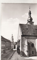 B7115) KITZINGEN - Ev. U. Kath. Kirche Mit Straße Dazwischen S/W - Kitzingen