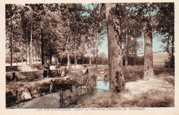 Les Aix D' Angillon - Anciennes Fontaines De Valentigny - Les Aix-d'Angillon