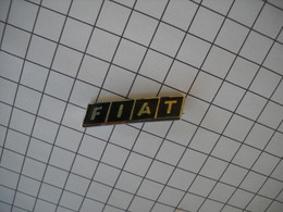 PINS PIN'S BROCHE BADGE Insigne, Logo FIAT    (recto-verso)   0583 - Fiat