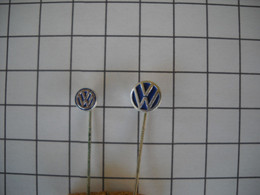 PINS PIN'S BROCHE BADGE Insigne, Logo Epingle V W (Volkswagen )    (recto-verso)   0583 - Volkswagen