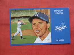 Gil Hodges     Brooklyn Dodgers       Ref 5768 - Baseball