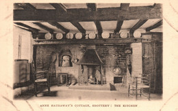 UK - Stratford Upon Avon - Anne Hathaway's Cottage, Shottery : The Kitchen - Stratford Upon Avon