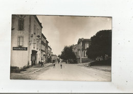 PUYLAURENS (TARN) CARTE PHOTO AVENUE DE TOULOUSE (PHARMACIE) - Puylaurens