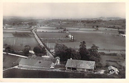 47 - MONFLANQUIN : Vue Panoramique ( Côté Est ) - CPSM Dentelée N/B Village Grand Format CPA 1948 - Lot Et Garonne - Monflanquin