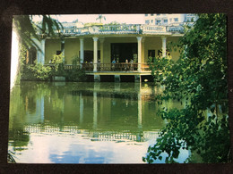 MACAU 1970'S, LOU LIM IOC GARDEN, BOOK STORE PRINTING, SIZE 14,8 X 10CM, #H.T. - 17, SOME DIRTY MARKS ON BACK - Macao