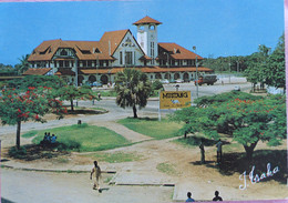 Carte Postale Couleur : Congo Brazzaville : POINTE NOIRE : La Gare, "Mustang" - Pointe-Noire