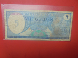 SURINAME 5 GULDEN 1982 Circuler (L.10) - Netherlands New Guinea