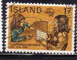 ISLANDA ICELAND ISLANDE ISLAND 1974 CENTENARY OF UPU CLERK SELLING STAMPS EMBLEM 17k USED USATO OBLITERE' - Oblitérés
