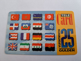 NETHERLANDS   FL 25,- COUNTRY FLAGS /THIN CARD / OLDER CARD    PREPAID  Nice Used  ** 11053** - [3] Sim Cards, Prepaid & Refills