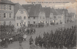 Haute Alsace Défilé Des Troupes Après Une Cérémonie De Décorations # Militaria # Cpa ± 1918 ♦♦♦ - Guerre 1914-18