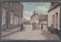Carte Postale 62. Avesnes-le-Comte  La Rue Maclou Très Beau Plan - Avesnes Le Comte