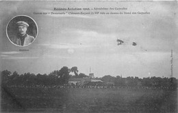 35-RENNES-AVIATIONS-1910- AERODRÔME DES GAYEULLES, GARROS SUR "DEMOISELLE " VOLE AU DESSU DU STAND DES CAYEULLES - Rennes