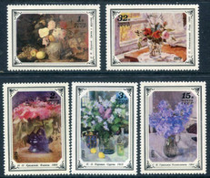 SOVIET UNION 1979 Floral Paintings MNH / **.  Michel 4866-70 - Nuevos