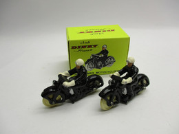 CLUB DINKY  Gendarmes Motocyclistes - Dinky