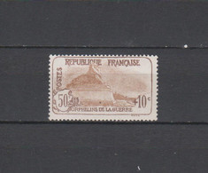 FRANCE N° 230 TIMBRE NEUF** DE 1926    Cote : 95 € - Unused Stamps