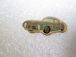 PIN'S    MERCEDES  300 SL  GULLWING - Mercedes